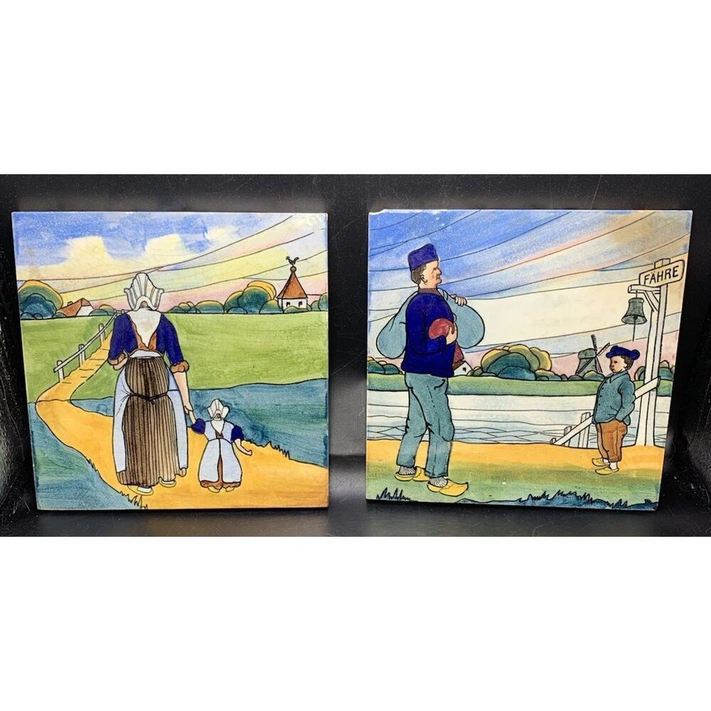 Old Tiles Portraying‎ Dutch Man Woman Children Windmill (corner Chip)
